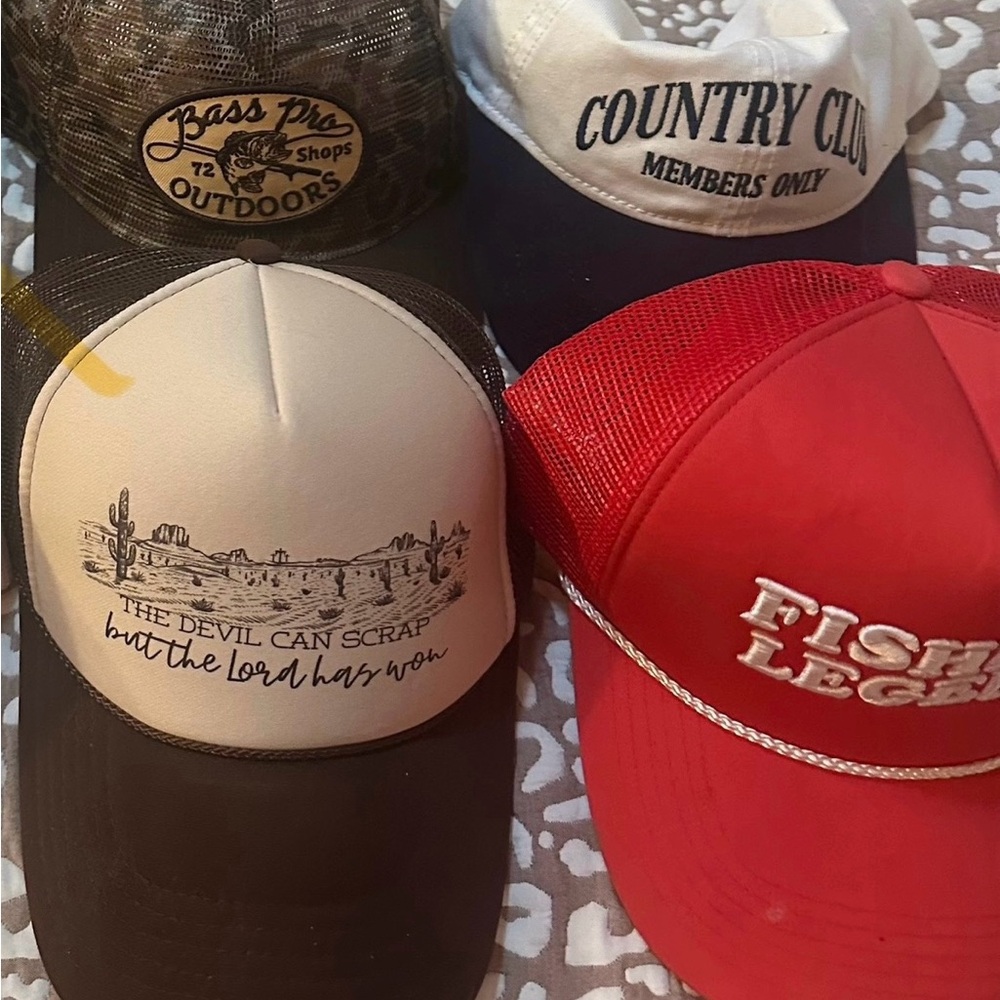 Bass Pro Shops Green and White Caps